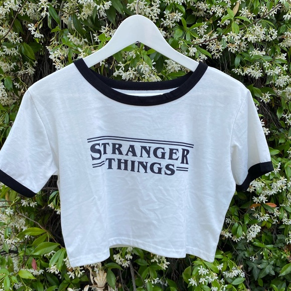 Tops - stranger things crop top